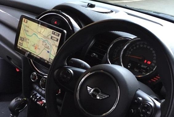 Mini F56に取り付けました その他 M Zシリーズ アルピナ他 にcn F1dの取付けを紹介 ナビcafe